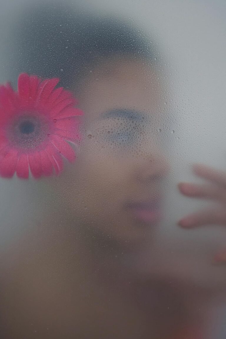 7 Stunning Light-Leak Overlay Tricks to Add Instant Mood